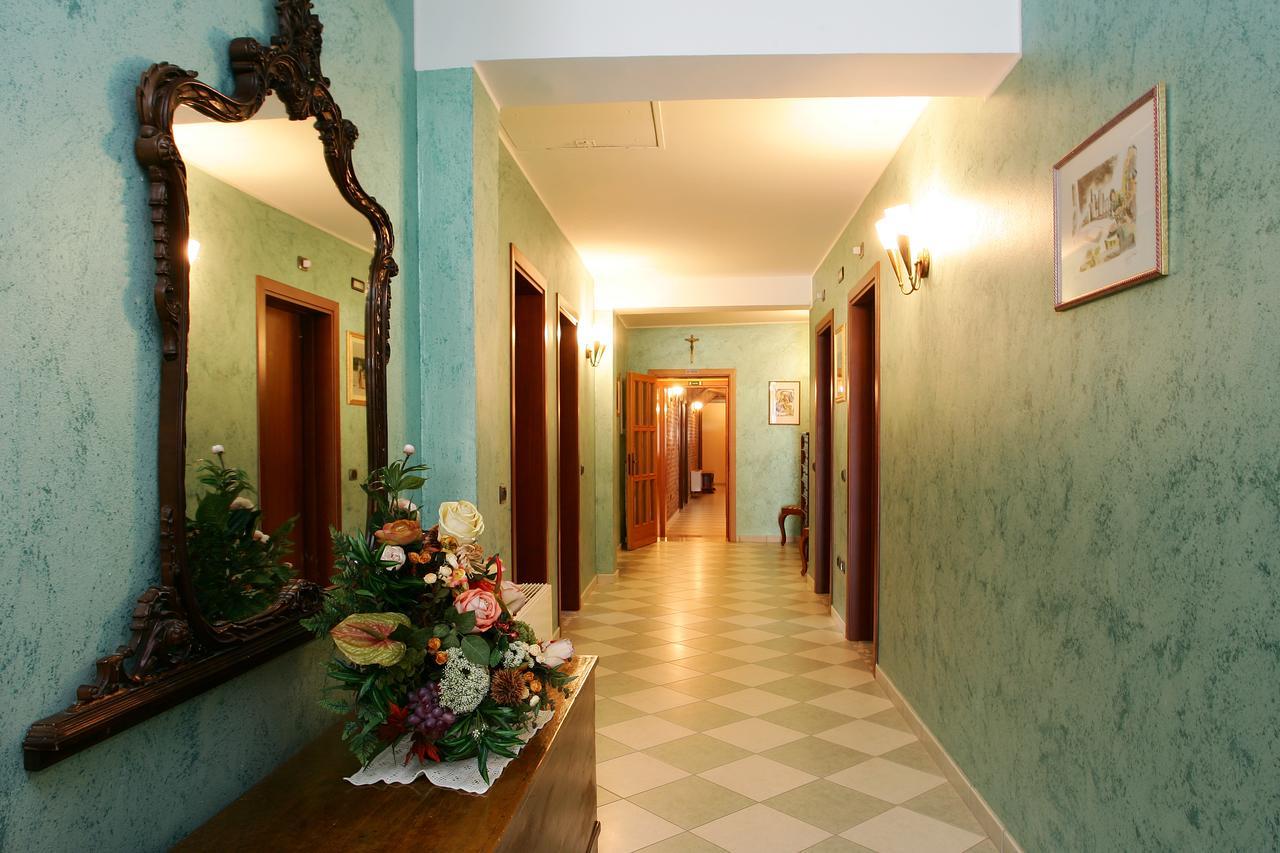 Ristorante Albergo Al Capitello Megliadino San Vitale 외부 사진